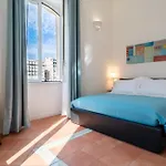 Suite Marinari